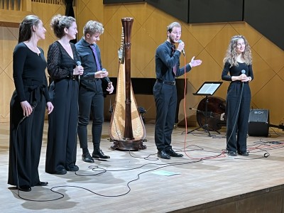 Lila A Cappella Quintett: Esther Bathelt, Nadja Brezger, David Franke,Dominick Wiskoski und Helen Skobowski © LMN